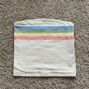 Off-white crop top strapless